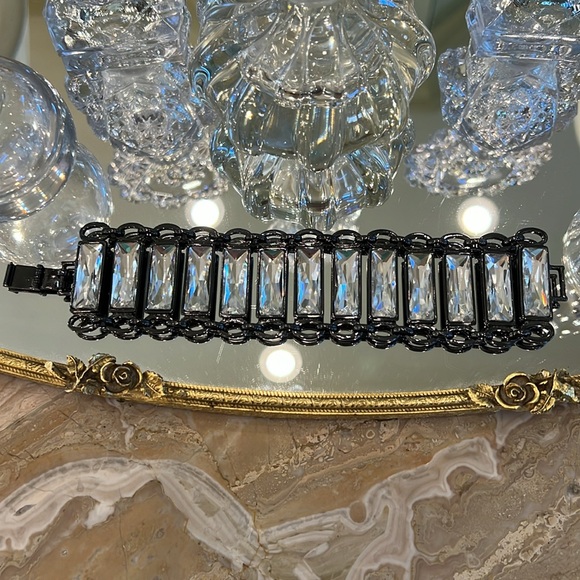 Cache Sparkle Rhinestone Bracelet Pewter Hardware, Clasp Hook - Picture 1 of 4